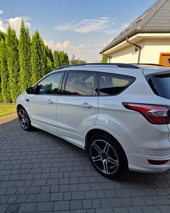 Ford Kuga cena 107000 przebieg: 44500, rok produkcji 2019 z Szamocin małe 121